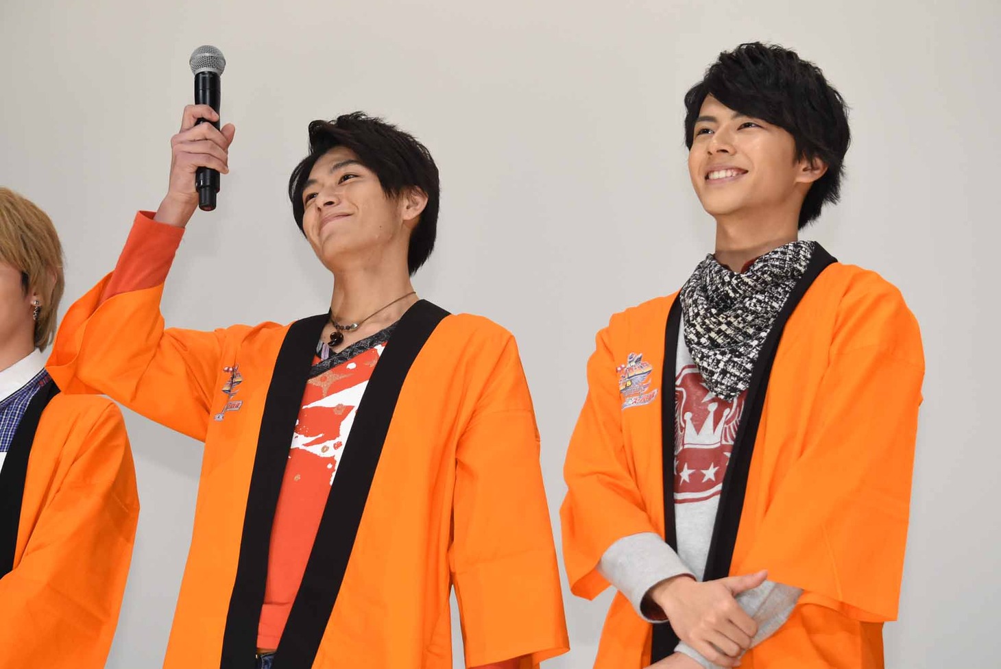 左から西川俊介、中尾暢樹。