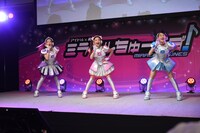 テレビシリーズ「アイドル×戦士 ミラクルちゅーんず！」製作記者発表会の様子。