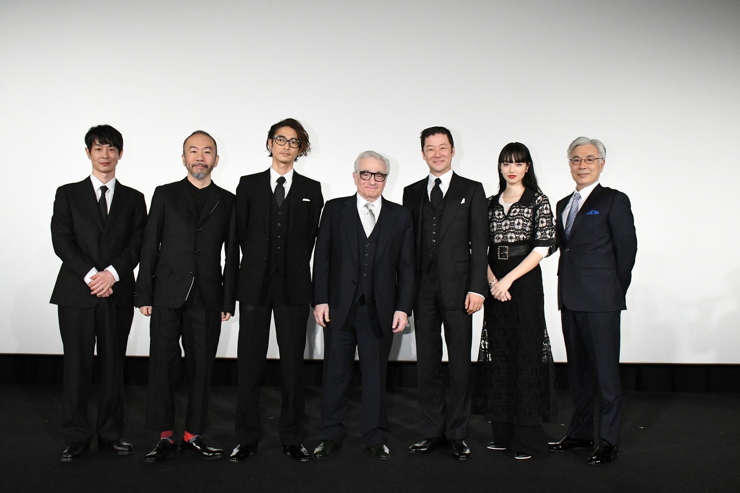 左から加瀬亮、塚本晋也、窪塚洋介、マーティン・スコセッシ、浅野忠信、小松菜奈、イッセー尾形。