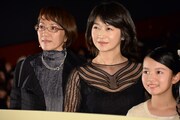 「彼らが本気で編むときは、」完成披露試写会にて、左から荻上直子、田中美佐子、柿原りんか。