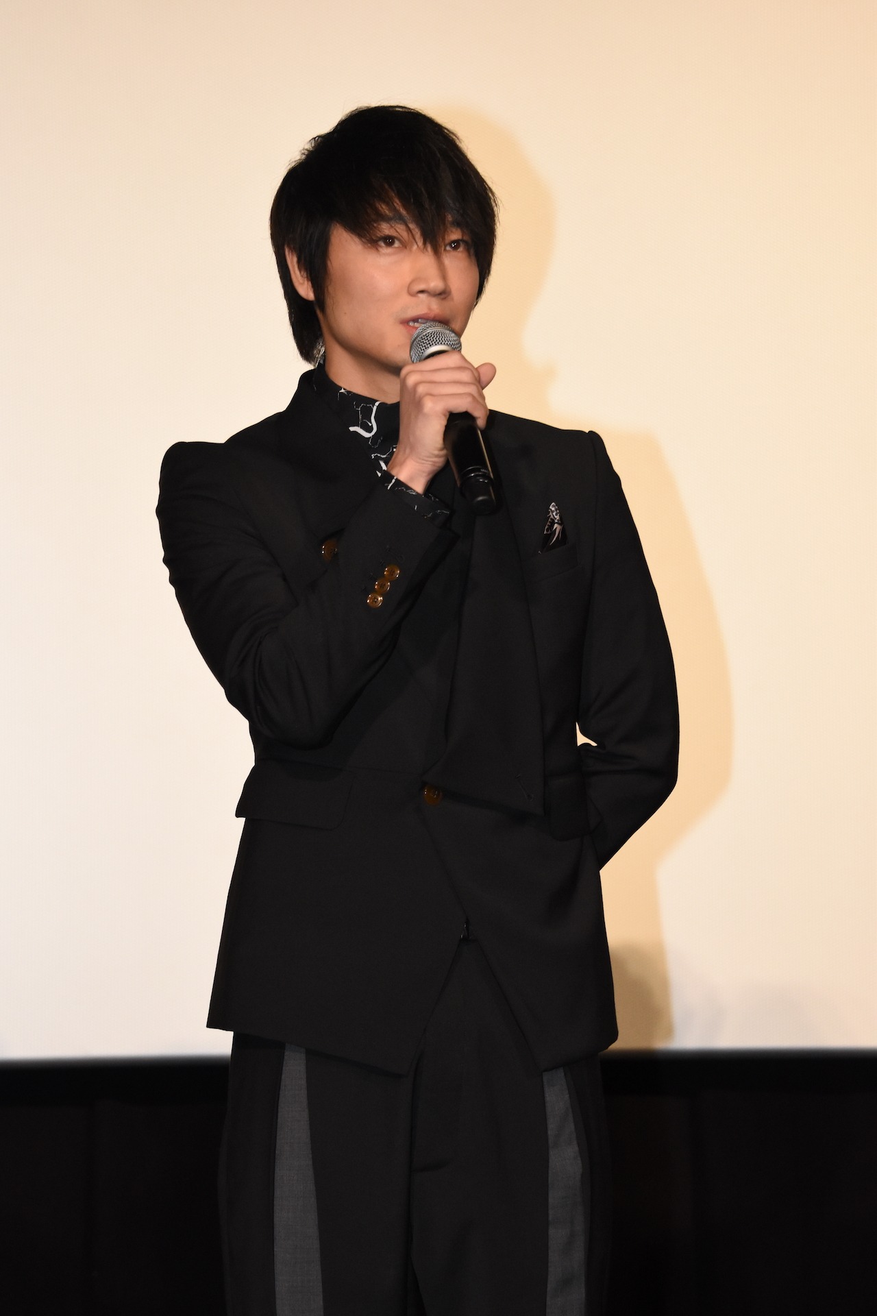 綾野剛