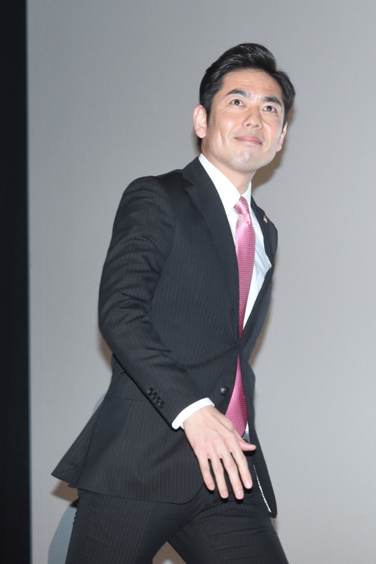 山中崇史