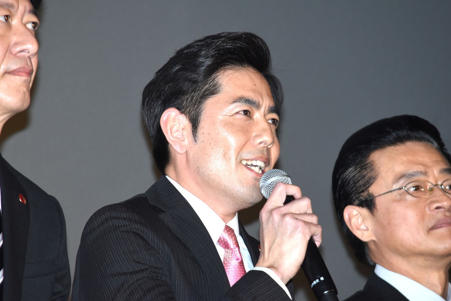 山中崇史