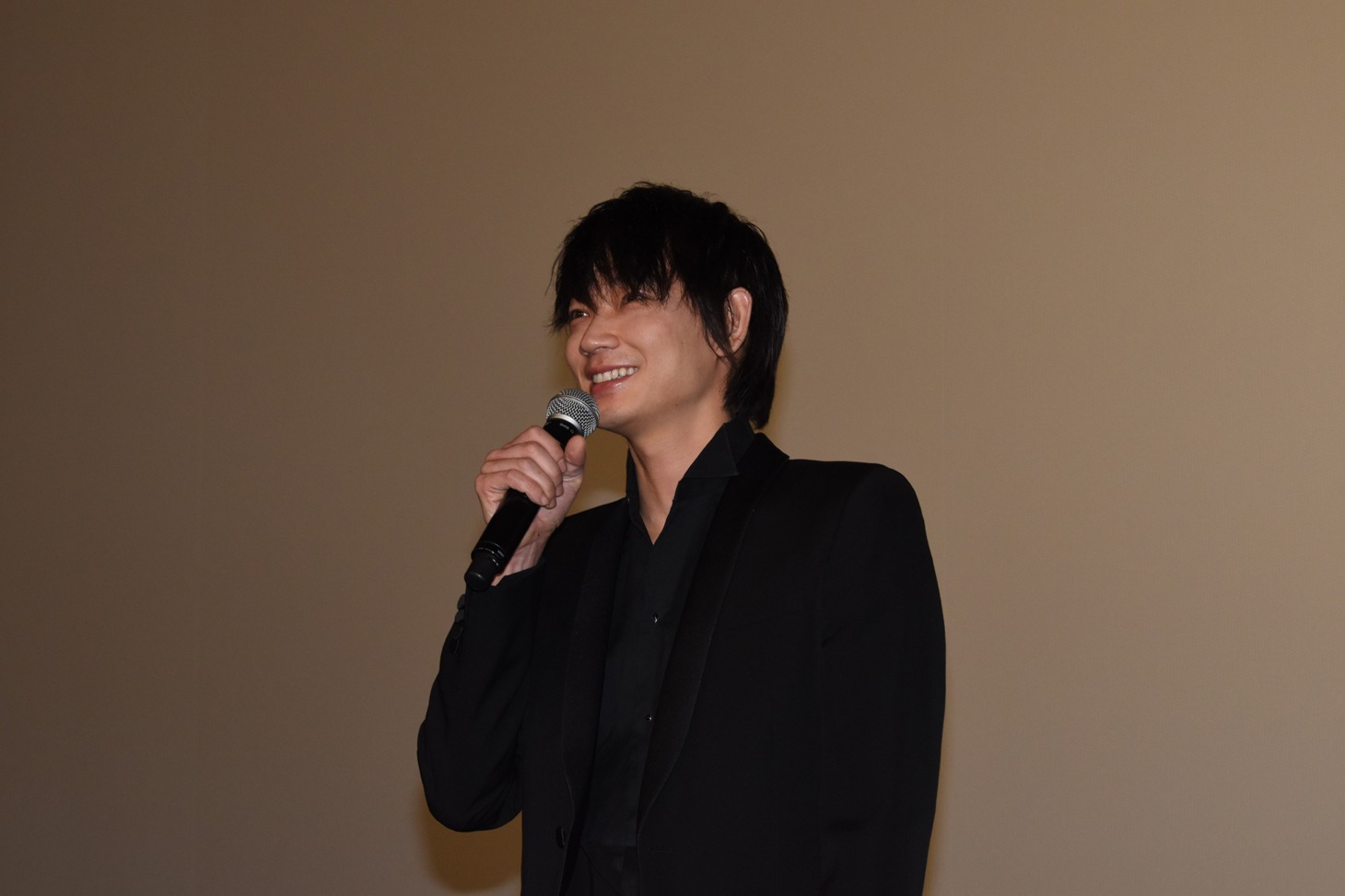 綾野剛