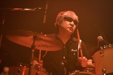 佐藤シンイチロウ（the pillows / Dr） （Photo by Kugino Takahiro）