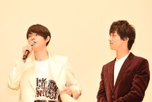 左から菅田将暉、横浜流星。