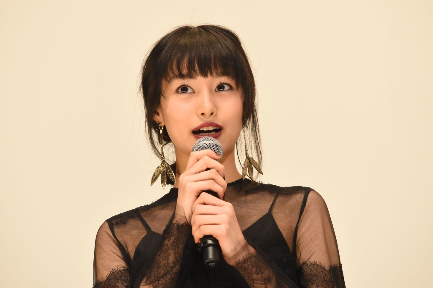 忽那汐里