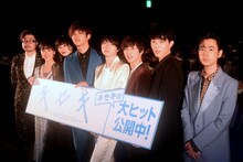 左から監督の兼重淳、キャストの平祐奈、忽那汐里、松坂桃李、菅田将暉、横浜流星、杉野遥亮、成田凌。
