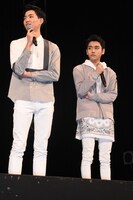 左から竜星涼、泉澤祐希。