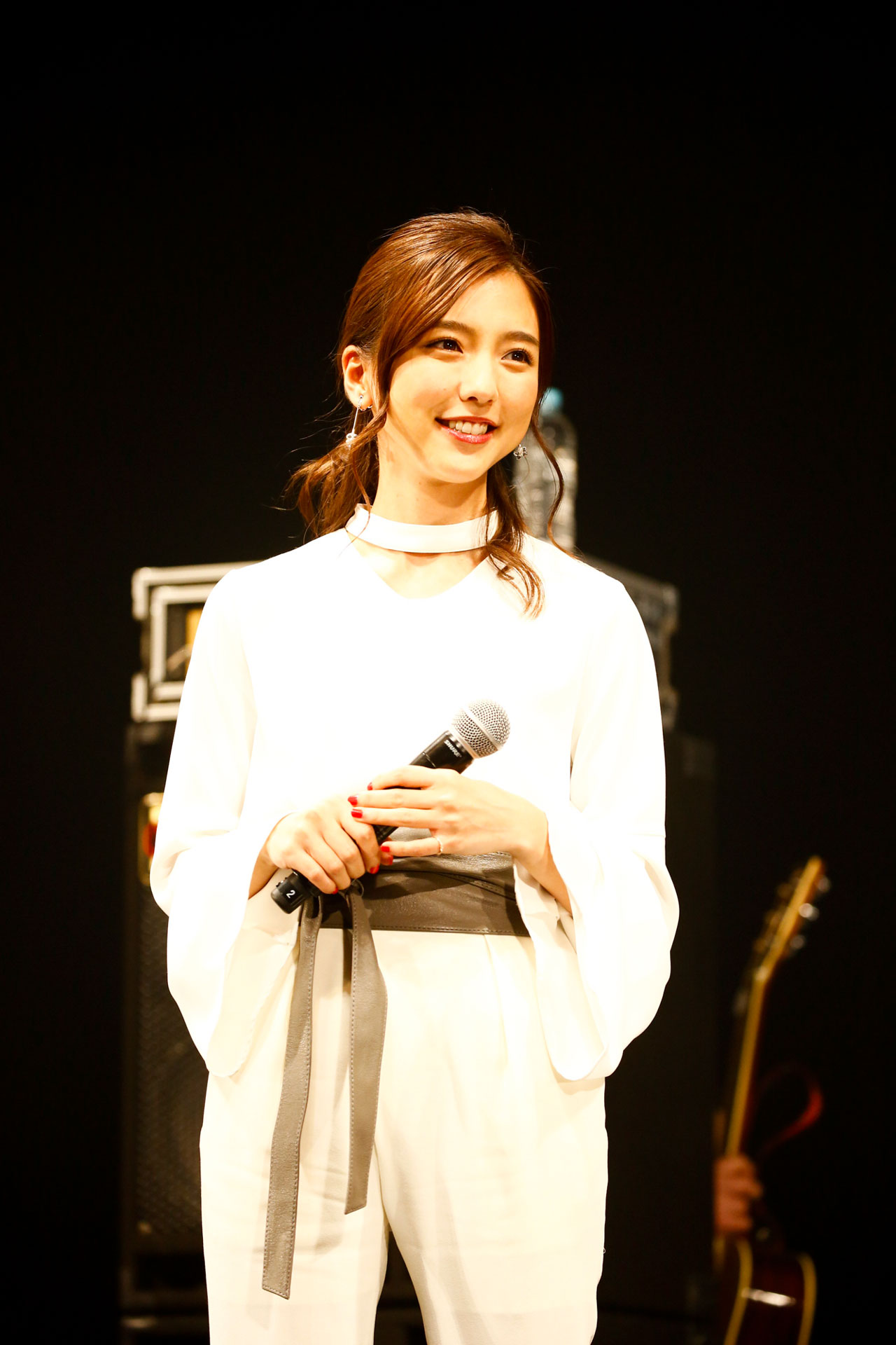 「君と100回目の恋」ライブイベントの様子。
