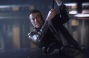 「ヴァン・ダムinディレイルド/暴走超特急」 (c)2002 NU IMAGE,INC.ALL RIGHTS RESERVED.