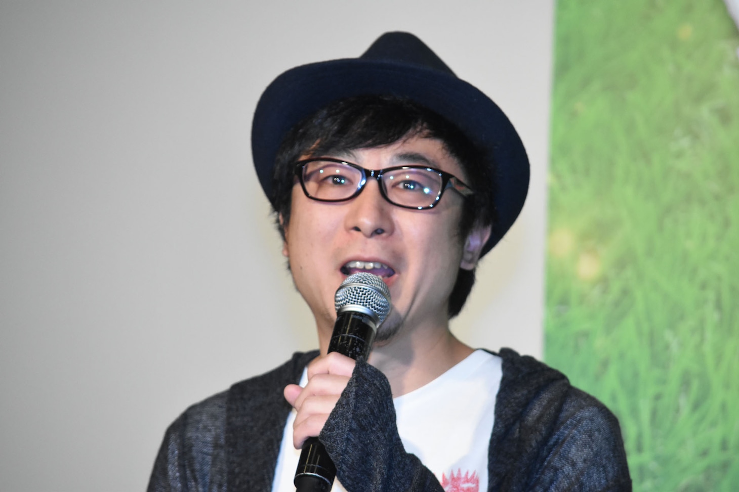 市井昌秀