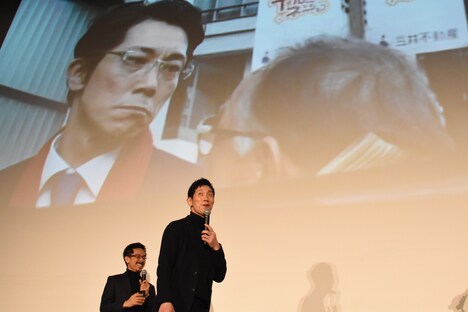 「破門 ふたりのヤクビョーガミ」公開記念舞台挨拶の様子。