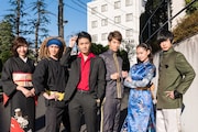 左から立石晴香、南羽翔平、中尾暢樹、國島直希、柳美稀、渡邉剣。