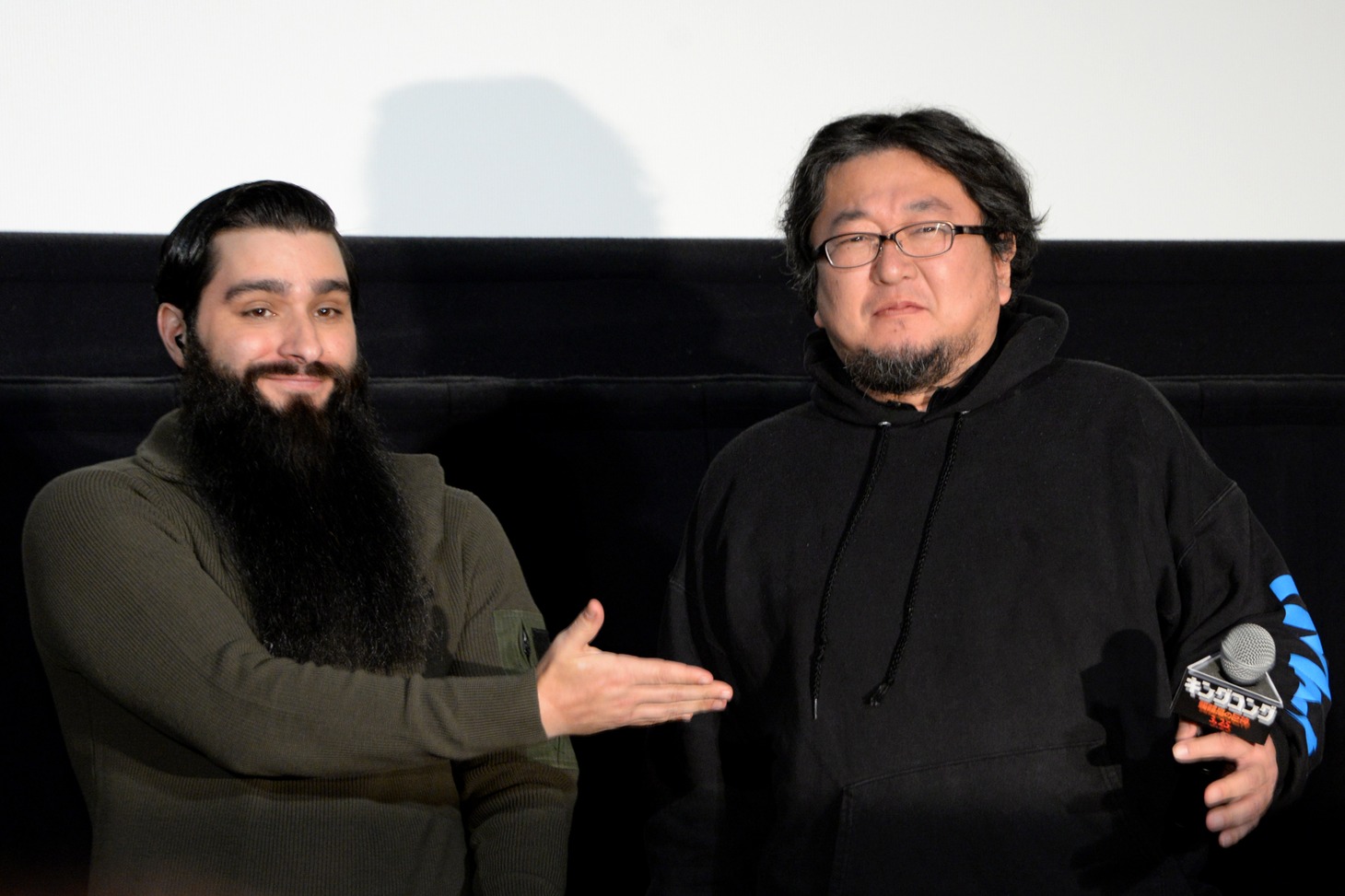 左からジョーダン・ヴォート＝ロバーツ、樋口真嗣。