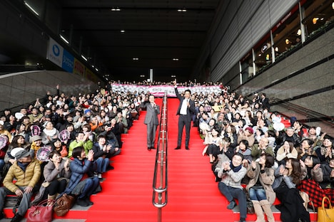 「相棒-劇場版IV-首都クライシス 人質は50万人！特命係 最後の決断」凱旋レッドカーペットイベントの様子。