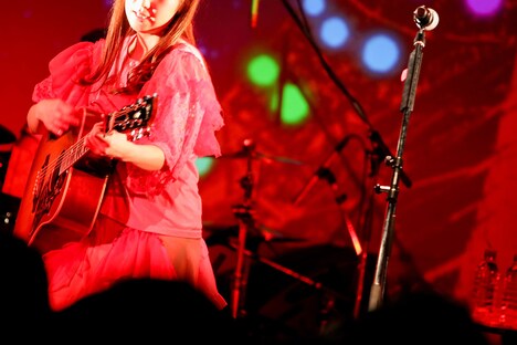 コレサワ(撮影:小坂茂雄)