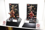 バンダイのブースに展示されているフィギュア。
