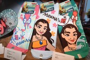「モアナと伝説の海」コーナーに展示されている靴下。