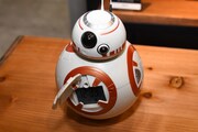 BB-8型の時計。