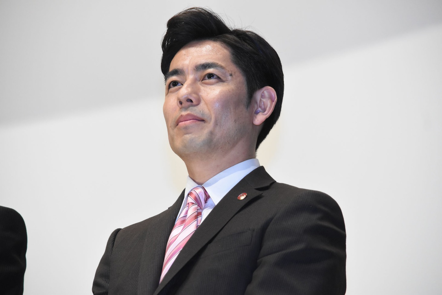 山中崇史