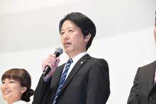 「まんまと犯人の策略にはまり、やらかしてしまった伊丹役の川原和久です。そのあと失敗を挽回すべく、芹沢と2人でがんばりました！」と挨拶した川原和久。