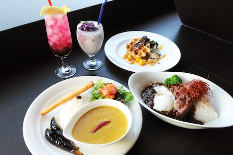 カフェメニューの品々。