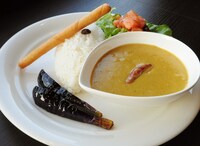 メレブのメラチンカレーライス（1250円）