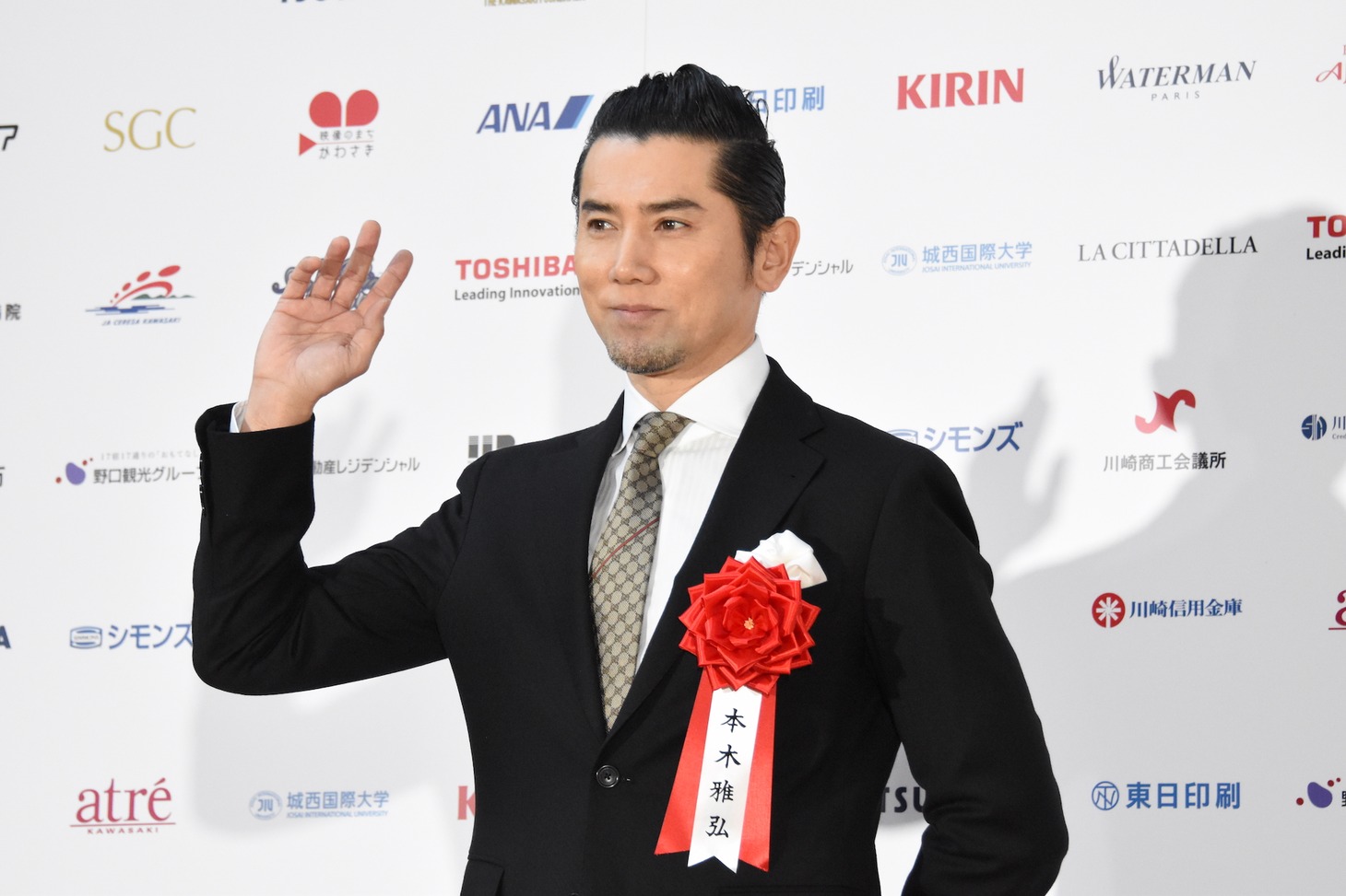 本木雅弘