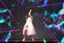 「劇場版 ソードアート・オンライン -オーディナル・スケール-」のARライブイベントよりLiSA。