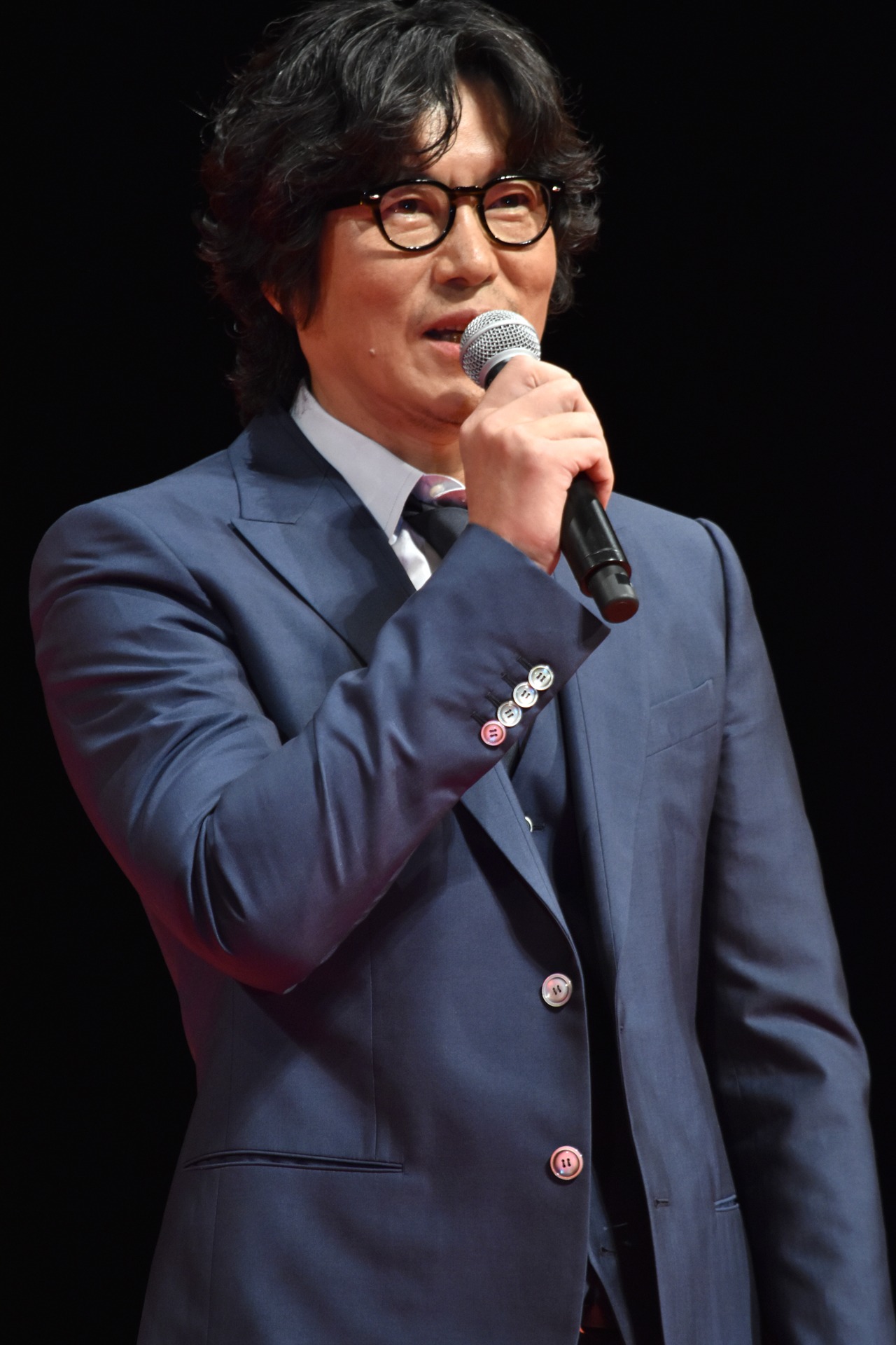 豊川悦司