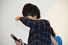 佐藤健と電話し、涙をこらえられなくなってしまった中村優一。