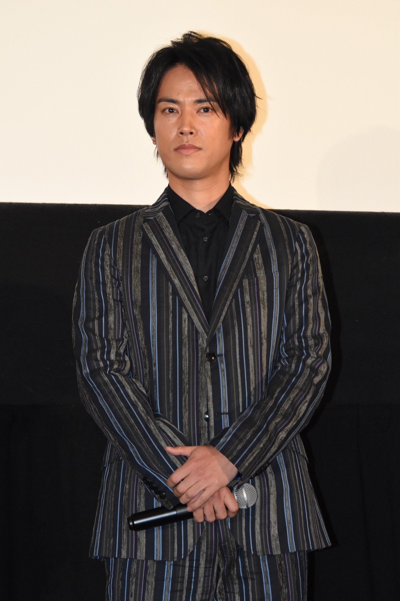桐谷健太