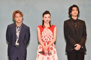 左から白濱亜嵐、永野芽郁、三浦翔平。