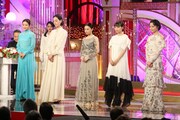 左から石原さとみ、市川実日子、杉咲花、広瀬すず、宮崎あおい。