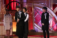 「第40回日本アカデミー賞」最優秀音楽賞を受賞したRADWIMPS。