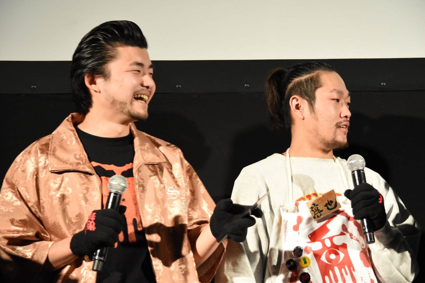 「逆徒」舞台挨拶の様子。