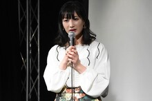 「ドラゴンガールズ」舞台挨拶での武田梨奈。