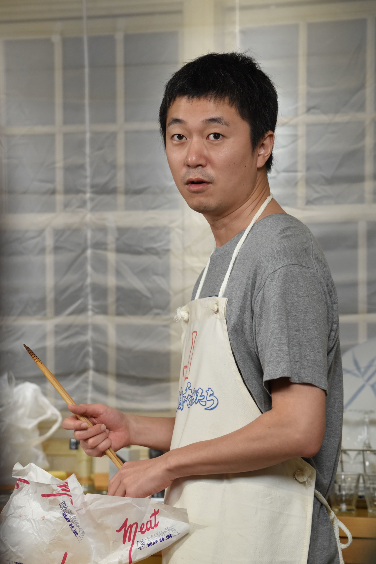 新井浩文