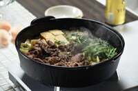 新井浩文が作ったすき焼き。