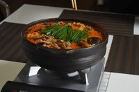 新井浩文が作ったチゲ鍋。