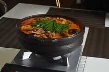 新井浩文が作ったチゲ鍋。