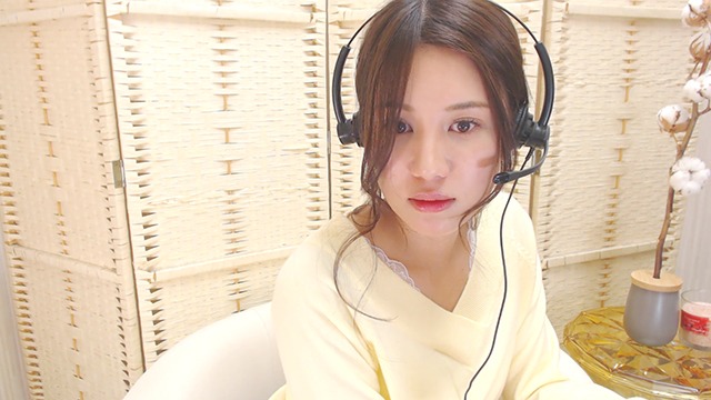 「CHATZONE」 (c)2017チャットゾーン製作委員会
