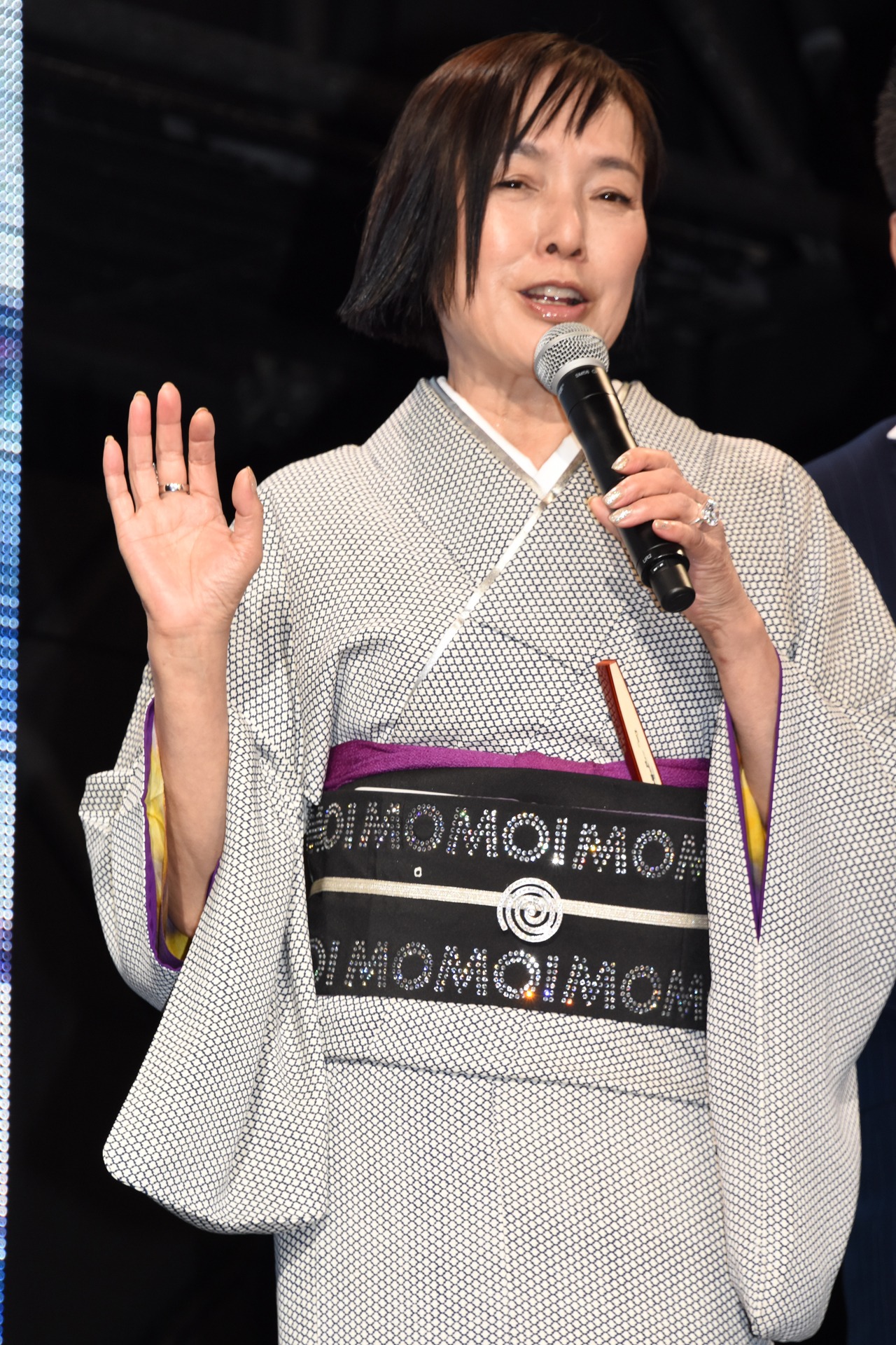 桃井かおり