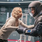 クリス・プラットが宇宙空間に吹き飛ばされる「パッセンジャー」本編映像