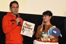 左から神山健治、高畑充希。