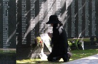 「沖縄 うりずんの雨」 (c)2015 SIGLO