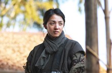 佐久間光役の満島ひかり。