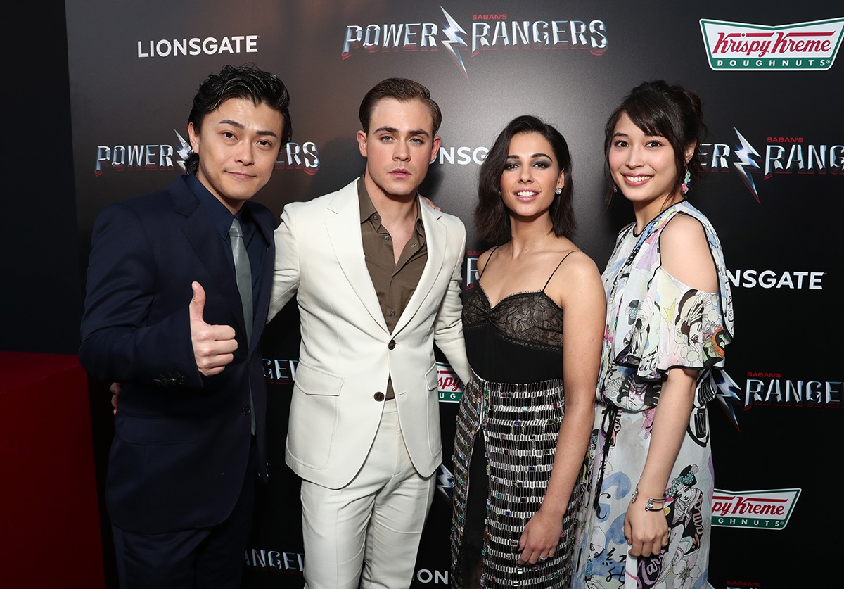 「パワーレンジャー」ワールドプレミアの様子。左から勝地涼、デイカー・モンゴメリー、ナオミ・スコット、広瀬アリス。