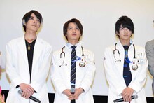 左から松本享恭、瀬戸利樹、飯島寛騎。